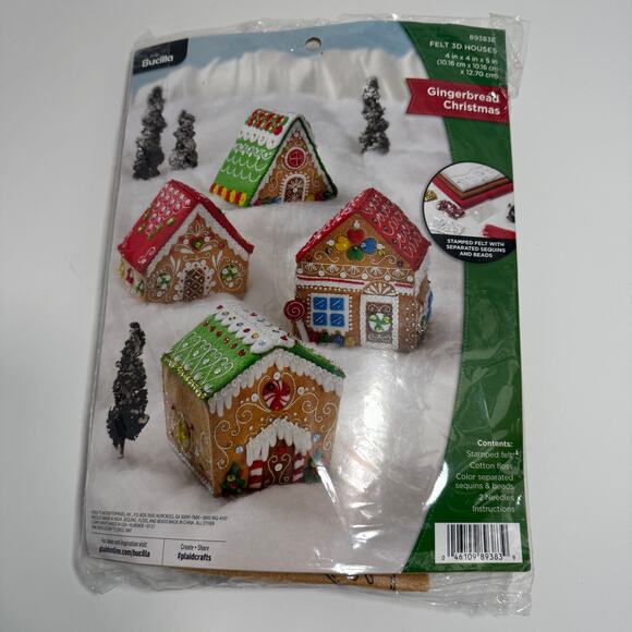 Bucilla 89383E Gingerbread Christmas Village Felt House Ornament Kit NEW Sealed - Picture 2 of 6
